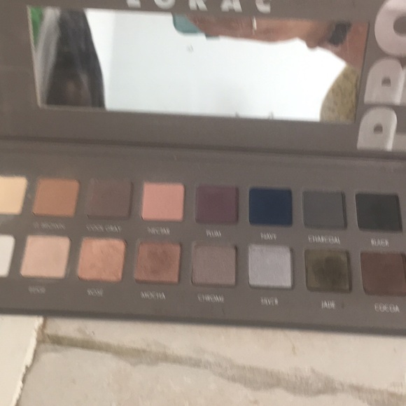 Lorac pro bundle - Picture 2 of 4